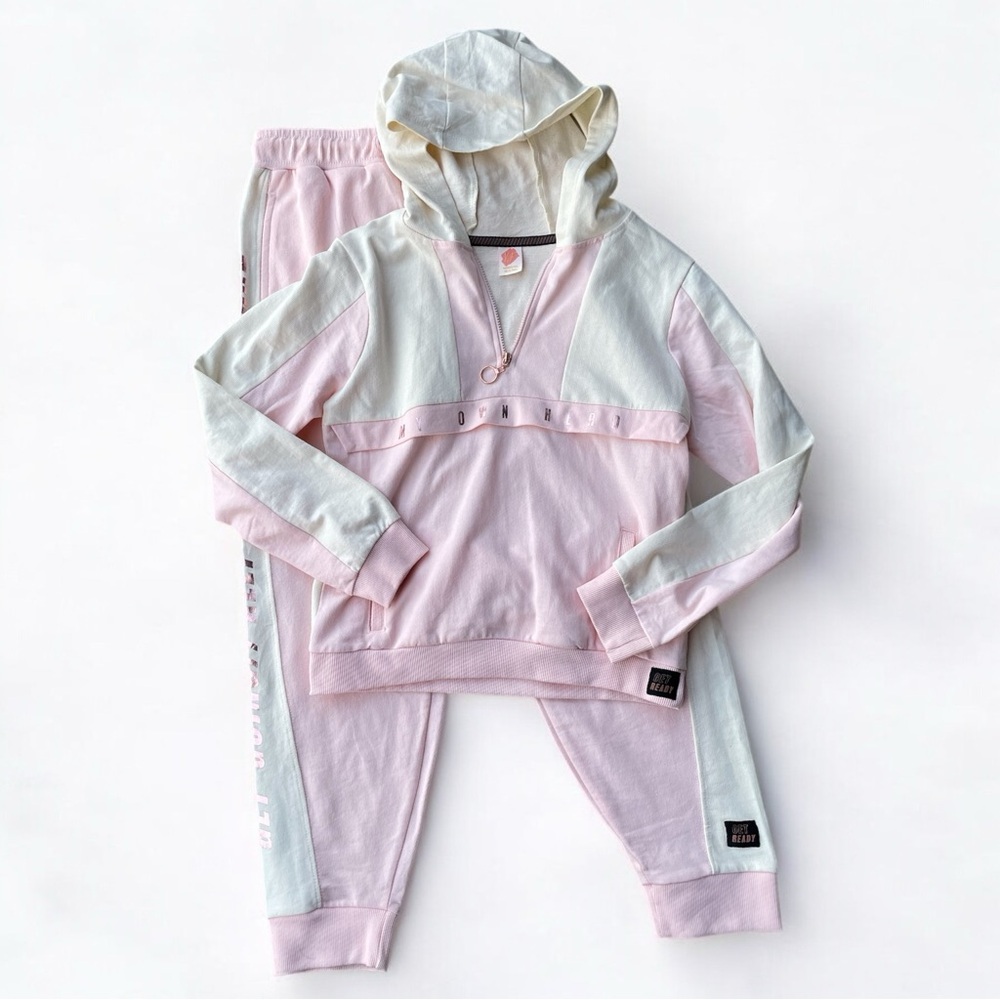 NWOT Young and Free Pink & White Girls jogger/track suit size 10-12 years